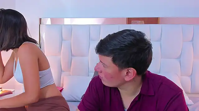 ZoeandEthan online show from September 24, 2025, 6:25 pm