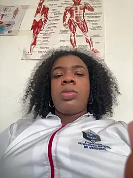 LicyEvans1 online show from April 21, 2026, 7:42 pm