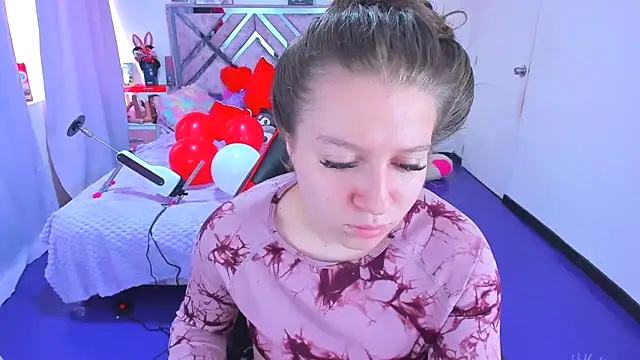 Snapshot of Luna_Analya chatting on February 14, 2026, 5:46 pm Luna Analya online show from February 14, 2026, 5:46 pm