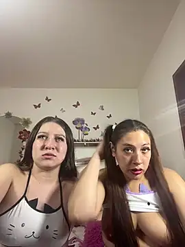 Snapshot of Luna_Analya chatting on February 21, 2026, 2:35 am Luna Analya online show from February 21, 2026, 2:35 am