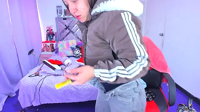 Snapshot of Luna_Analya chatting on February 17, 2026, 2:03 pm Luna Analya online show from February 17, 2026, 2:03 pm