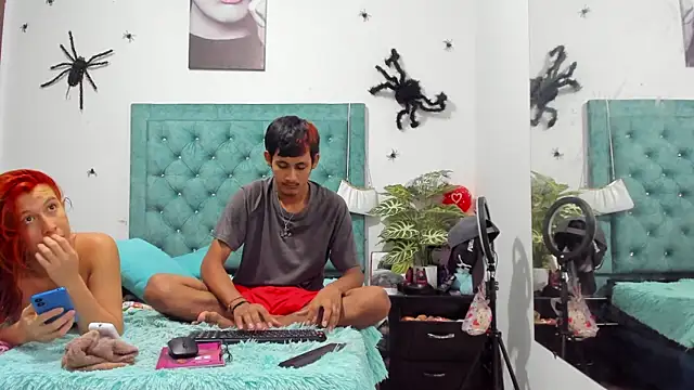 Rihanna hotx online show from November 22, 2025, 12:43 am