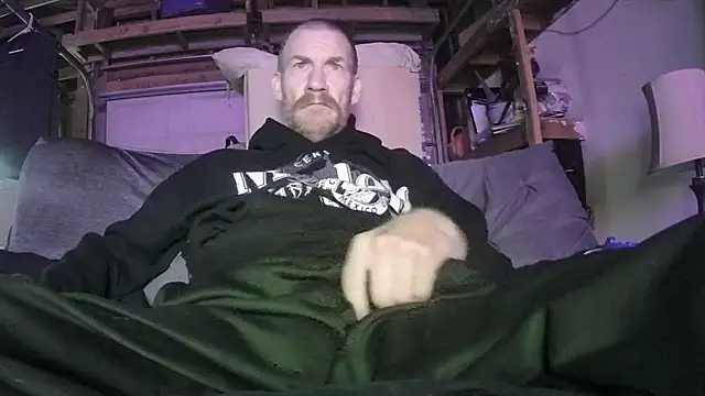 Snapshot of Tiggitytomociti chatting on February 16, 2026, 11:13 pm Tiggitytomociti online show from February 16, 2026, 11:13 pm