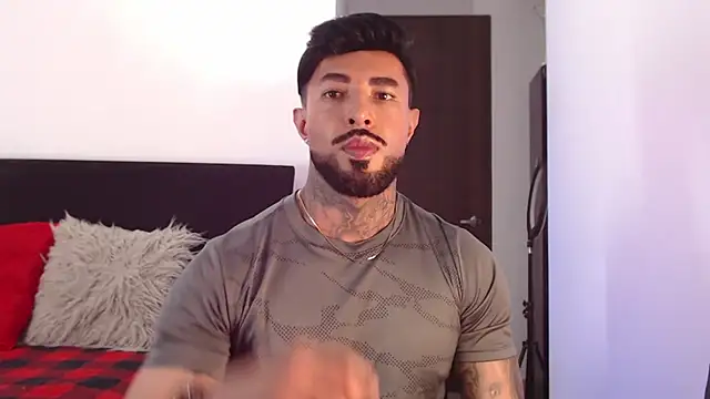 Snapshot of andrea_de_lucaa chatting on June 22, 2026, 3:25 am andrea de lucaa online show from June 22, 2026, 3:25 am