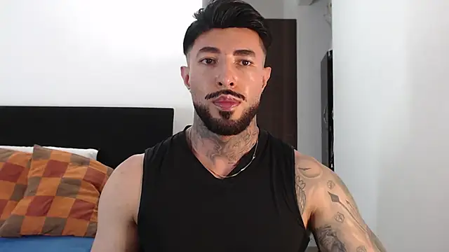 Snapshot of andrea_de_lucaa chatting on July 8, 2026, 3:51 am andrea de lucaa online show from July 8, 2026, 3:51 am