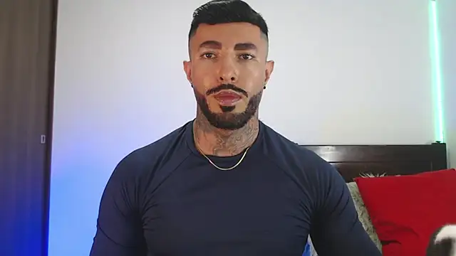 Snapshot of andrea_de_lucaa chatting on April 29, 2026, 3:32 am andrea de lucaa online show from April 29, 2026, 3:32 am