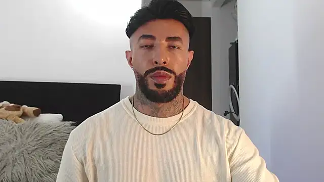 Snapshot of andrea_de_lucaa chatting on May 30, 2026, 2:29 am andrea de lucaa online show from May 30, 2026, 2:29 am