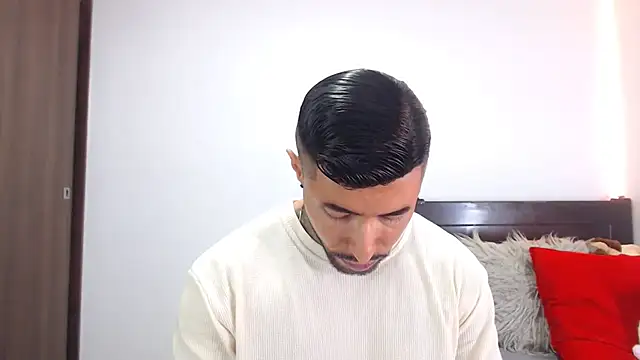 Snapshot of andrea_de_lucaa chatting on February 17, 2026, 2:31 am andrea de lucaa online show from February 17, 2026, 2:31 am