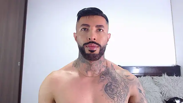 Snapshot of andrea_de_lucaa chatting on January 13, 2026, 4:49 am andrea de lucaa online show from January 13, 2026, 4:49 am