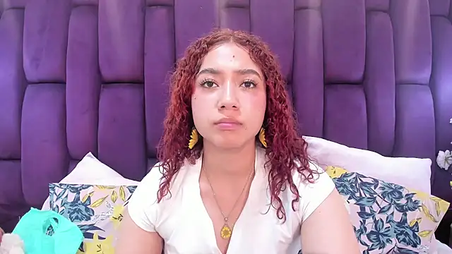 Snapshot of megannherrera chatting on April 28, 2026, 7:18 pm megannherrera online show from April 28, 2026, 7:18 pm
