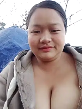 Snapshot of girl-babi chatting on November 28, 2025, 9:53 am girl-babi online show from November 28, 2025, 9:53 am