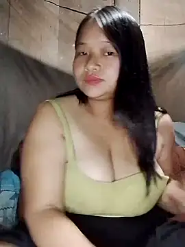 Snapshot of girl-babi chatting on October 5, 2025, 8:38 am girl-babi online show from October 5, 2025, 8:38 am