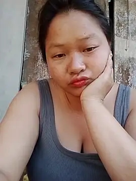 Snapshot of girl-babi chatting on May 28, 2026, 9:28 am girl-babi online show from May 28, 2026, 9:28 am