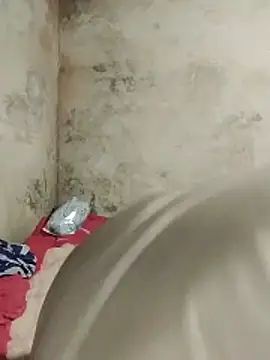 Snapshot of girl-babi chatting on February 9, 2026, 9:51 am girl-babi online show from February 9, 2026, 9:51 am