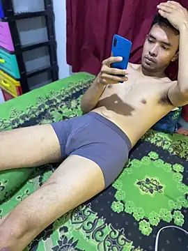 rand1101 online show from April 30, 2026, 6:15 pm