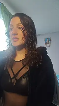 Snapshot of lindasyt chatting on November 4, 2025, 7:39 pm lindasyt online show from November 4, 2025, 7:39 pm