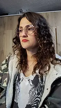 Snapshot of lindasyt chatting on February 3, 2026, 3:26 am lindasyt online show from February 3, 2026, 3:26 am