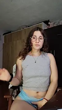 Snapshot of lindasyt chatting on March 5, 2026, 4:09 am lindasyt online show from March 5, 2026, 4:09 am