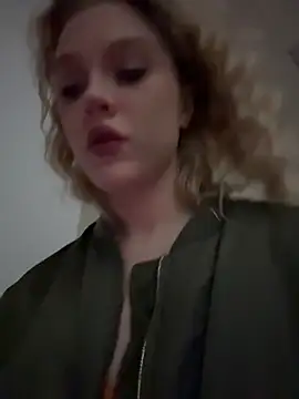 CaitlinSugar online show from December 15, 2025, 4:40 am