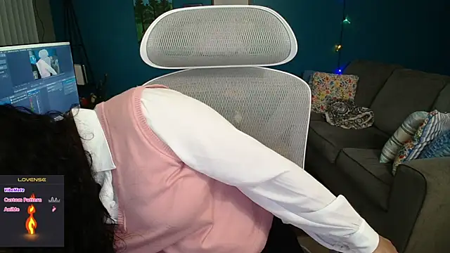 SHEILYN  online show from March 20, 2026, 3:51 am