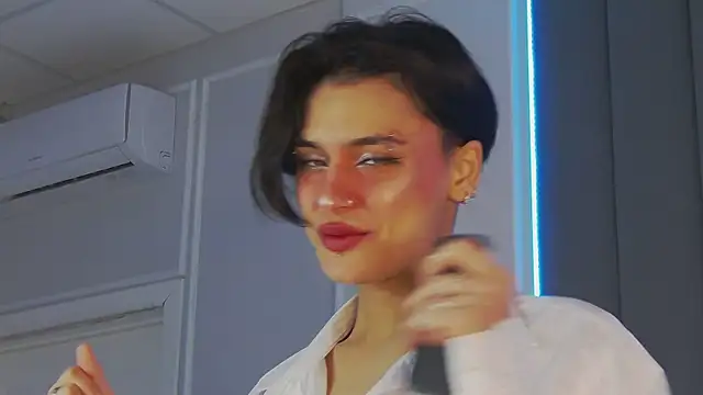 VioletAsh online show from September 23, 2025, 4:41 am