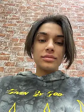 VioletAsh online show from November 3, 2025, 4:39 am