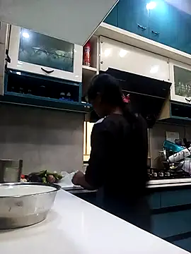 Sneha16 online show from October 24, 2025, 3:27 am