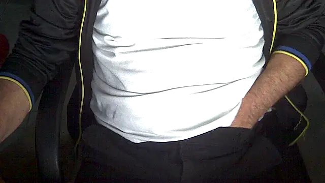 Snapshot of velikifant7 chatting on February 3, 2026, 5:16 am velikifant7 online show from February 3, 2026, 5:16 am