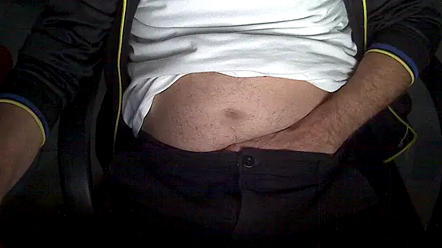 Snapshot of velikifant7 chatting on February 3, 2026, 6:22 am velikifant7 online show from February 3, 2026, 6:22 am