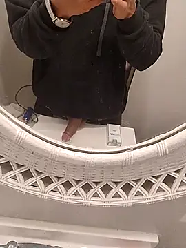 tukica56 online show from November 18, 2025, 10:07 am