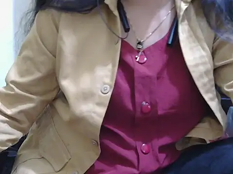 Snapshot of fairy_queen07 chatting on November 18, 2025, 6:00 pm fairy queen07 online show from November 18, 2025, 6:00 pm