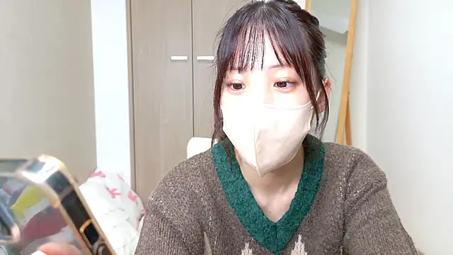 riri  nyan o0 online show from April 6, 2026, 11:11 am