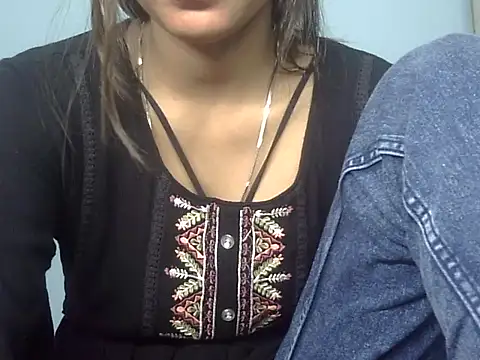 Nura7 online show from November 18, 2025, 11:26 pm