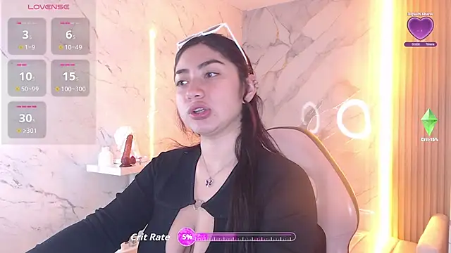 Snapshot of Sophia_tf chatting on September 13, 2025, 1:33 pm Sophia tf online show from September 13, 2025, 1:33 pm