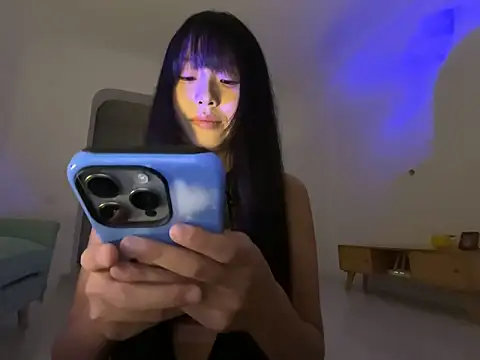 77momomo online show from October 8, 2025, 3:13 pm