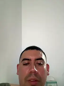 Snapshot of davidxxx099 chatting on February 23, 2026, 5:24 pm davidxxx099 online show from February 23, 2026, 5:24 pm