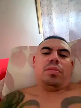 Snapshot of davidxxx099 chatting on October 17, 2025, 10:50 am davidxxx099 online show from October 17, 2025, 10:50 am