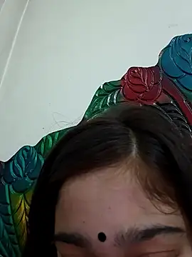 maya-Couple19 online show from January 10, 2026, 7:09 pm