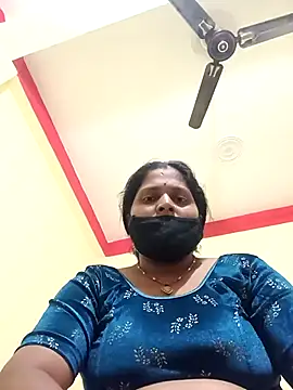 Divya Lovely online show from October 28, 2025, 11:20 am