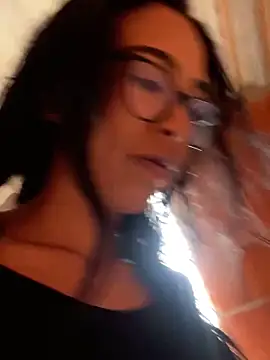 Snapshot of Emma__cumlovee chatting on March 3, 2026, 6:59 pm Emma cumlovee online show from March 3, 2026, 6:59 pm