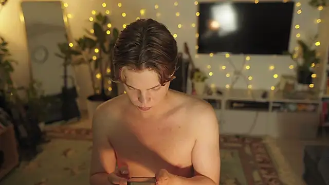 RusBradPitt online show from July 2, 2026, 4:24 pm