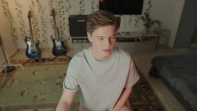 Snapshot of RusBradPitt chatting on January 17, 2026, 2:20 pm RusBradPitt online show from January 17, 2026, 2:20 pm