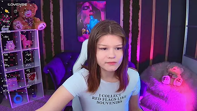 Lunamytrend online show from November 28, 2025, 6:13 am