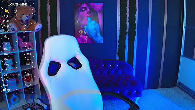 Lunamytrend online show from January 18, 2026, 12:08 pm