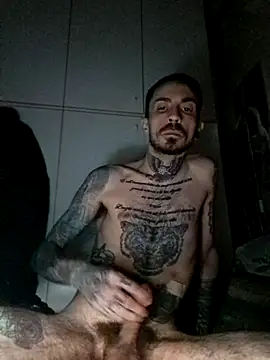 Robe420 online show from April 8, 2026, 8:54 pm