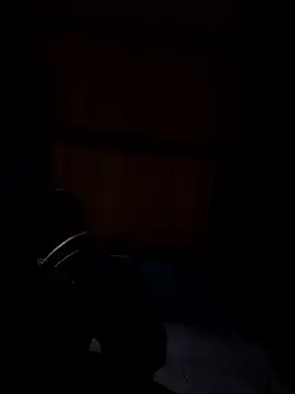 Snapshot of Santi2323xxX chatting on January 11, 2026, 5:03 am Santi2323xxX online show from January 11, 2026, 5:03 am