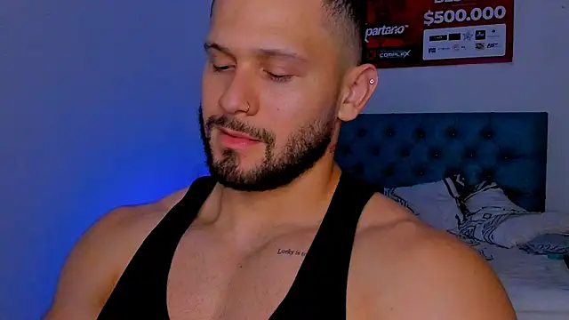 andrewcorey1 online show from September 14, 2025, 12:44 am