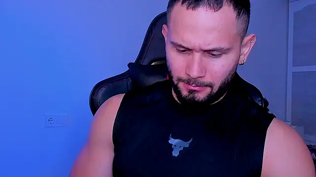 andrewcorey1 online show from October 2, 2025, 6:00 pm