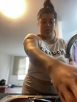 Tokio Sakura online show from November 7, 2025, 8:46 pm