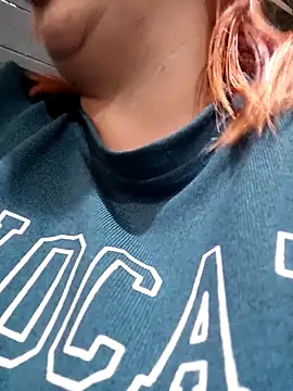 Snapshot of Mariana-94 chatting on September 26, 2025, 9:21 pm Mariana-94 online show from September 26, 2025, 9:21 pm